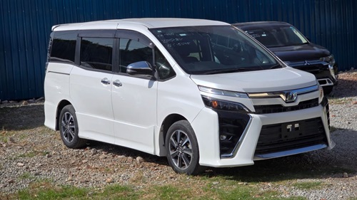 Toyota Voxy ban in Ghana